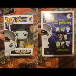 The Bride of Frankenstein Hot Topic Exclusive GITD Funko Pop